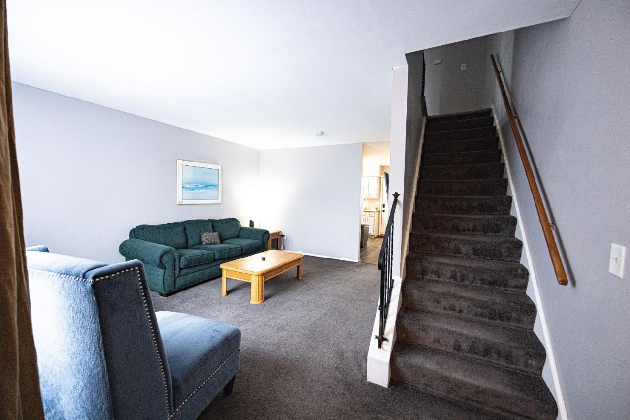 Cheerful Home With Free Parking And Wifi Rochester Exterior foto